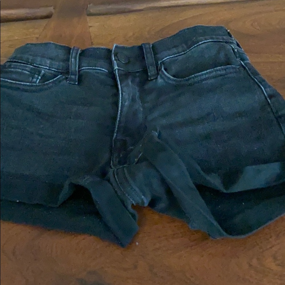 Short shorts